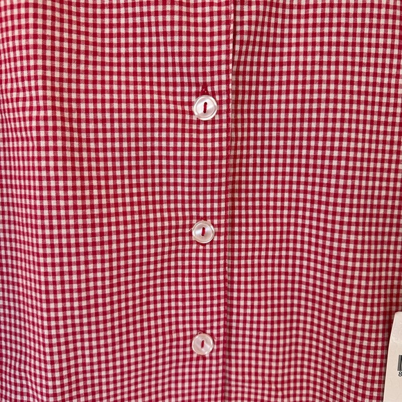 NEW WITH TAGS Red and White Gingham Women’s Button Down shirt - Picture 4 of 8